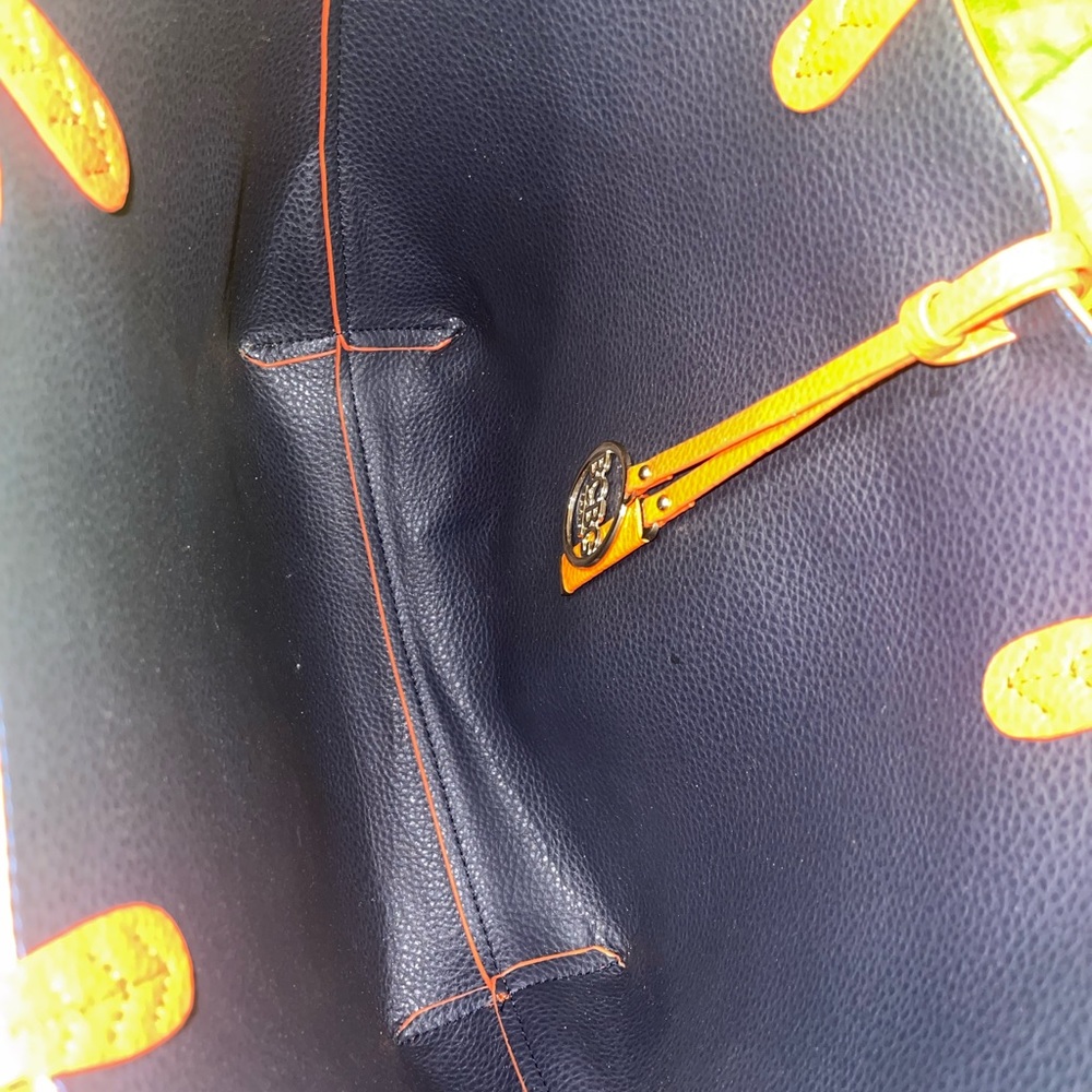 Bcbg Tote With Insert 2 In 1 - image 4